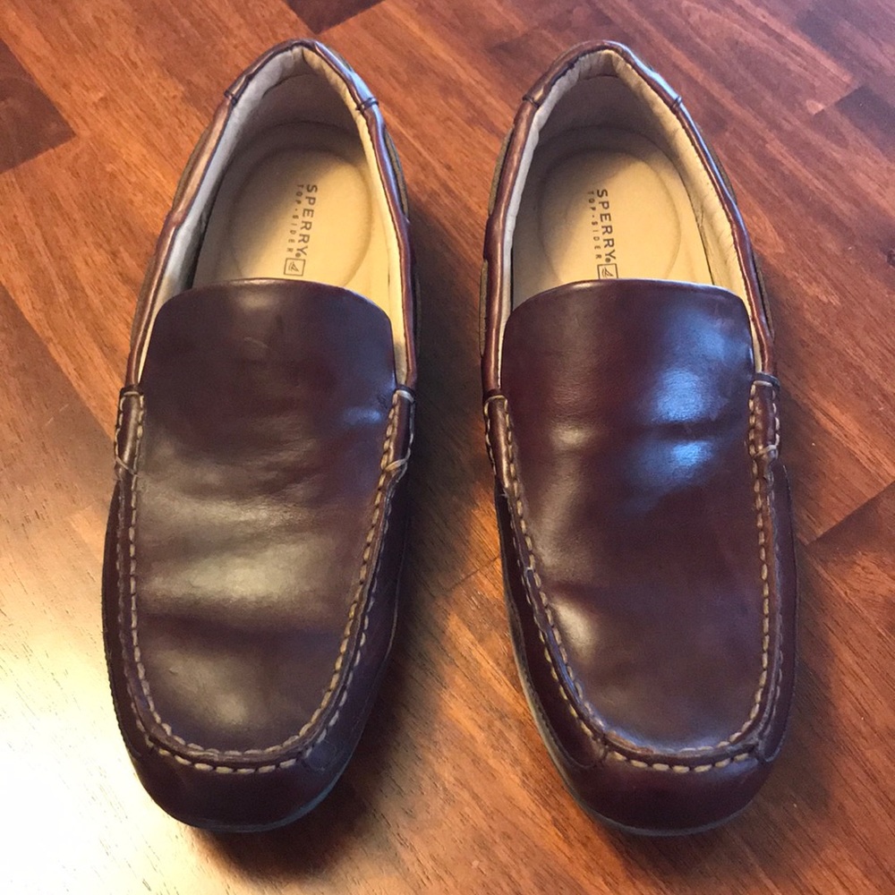 Sperry Top-Sider, chestnut brown. Great shape